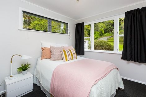 Photo of property in 67 Elmslie Road, Pinehaven, Upper Hutt, 5019