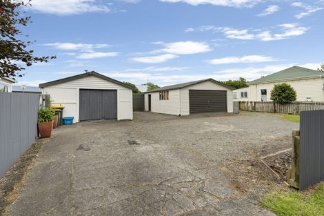 Photo of property in 2 Standish Street, Inglewood, 4330