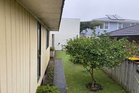 Photo of property in 2 Lynwood Place, Brookfield, Tauranga, 3110