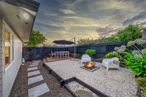 Photo of property in 54 Walworth Avenue, Pakuranga Heights, Auckland, 2010