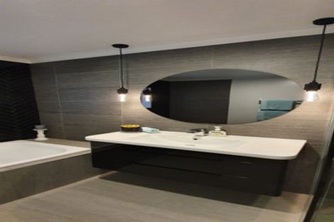 Photo of property in 4 Heaphy Place, Pukehangi, Rotorua, 3015