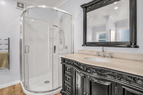 Photo of property in 93 Wood Street, Takaro, Palmerston North, 4410