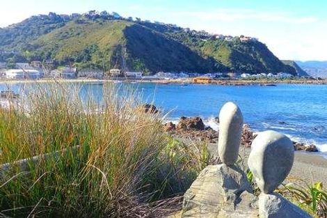 Photo of property in 10 Mersey Street, Island Bay, Wellington, 6023