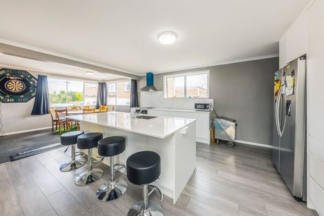 Photo of property in 41 Fernaig Street, Papakura, 2110