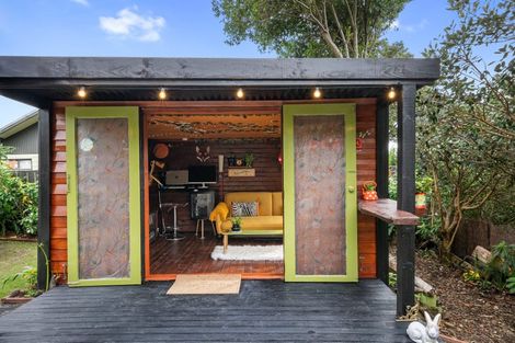 Photo of property in 28 Matenga Street, Waikanae, 5036