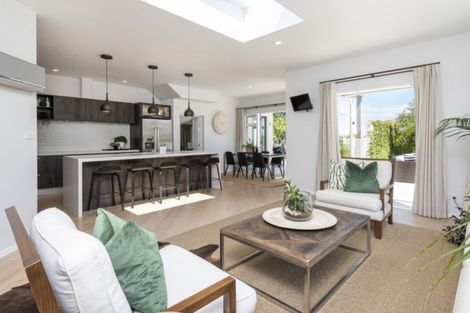 Photo of property in 270 Point View Drive, Dannemora, Auckland, 2016