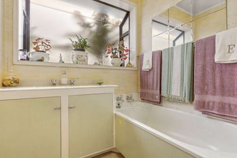 Photo of property in 216 Sunset Road, Sunnybrook, Rotorua, 3015