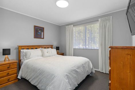 Photo of property in 17 Topaz Street, Birchville, Upper Hutt, 5018
