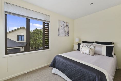Photo of property in 16/11 The Avenue, Albany, Auckland, 0632
