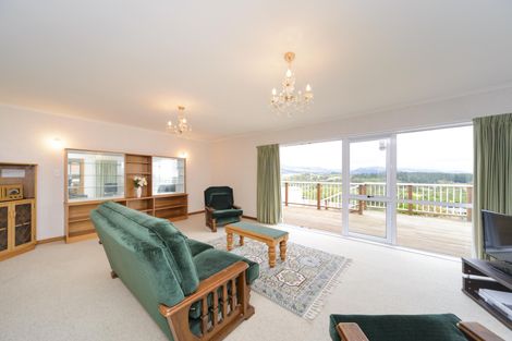 Photo of property in 78 Pacific Drive, Fitzherbert, Palmerston North, 4410