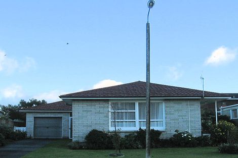Photo of property in 11 Anthony Grove, Paraparaumu Beach, Paraparaumu, 5032