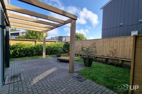 Photo of property in 2 Wai Place, Westgate, Auckland, 0614