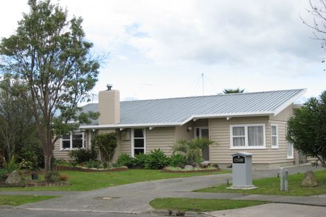 Photo of property in 10 Laws Place, Pirimai, Napier, 4112