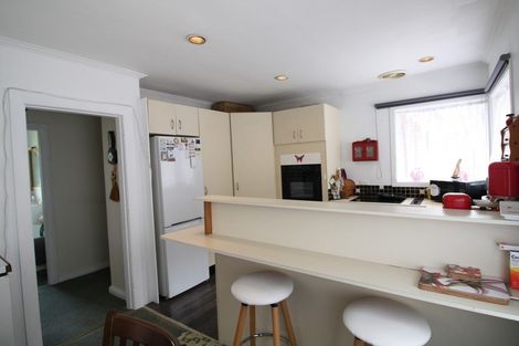 Photo of property in 27 Waldron Crescent, Green Island, Dunedin, 9018