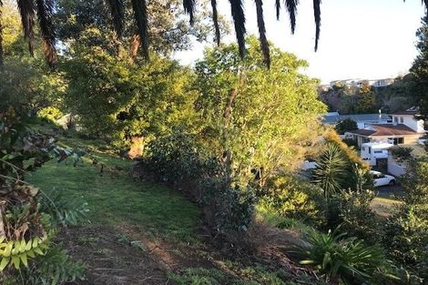 Photo of property in 14 Nevada Drive, Merrilands, New Plymouth, 4312