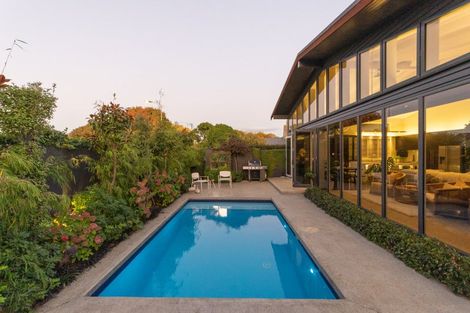 Photo of property in 12 Ihaka Street, Hokowhitu, Palmerston North, 4410