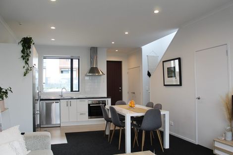 Photo of property in 20 Frank Gill Road, Hobsonville, Auckland, 0616