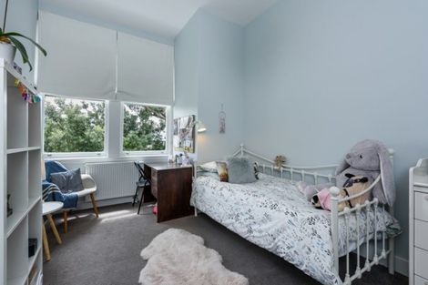 Photo of property in 11 Upper Bourke Street, Kilbirnie, Wellington, 6022