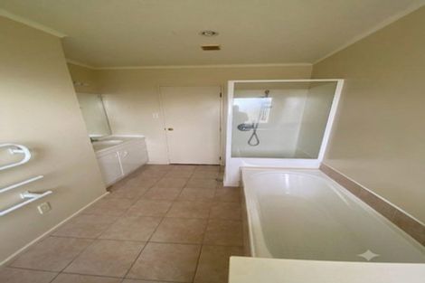 Photo of property in 1 Glanworth Place, Dannemora, Auckland, 2016