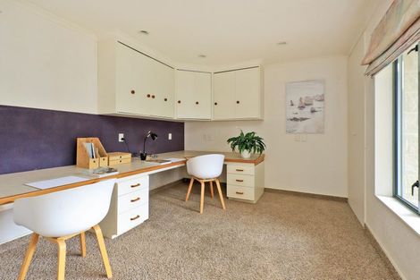 Photo of property in 28 Kensington Drive, Taradale, Napier, 4112