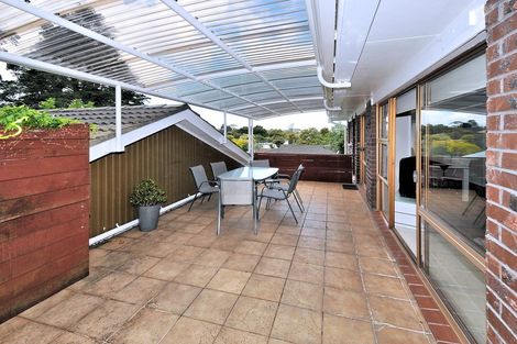 Photo of property in 1/11 Mahuta Grove, Northcote, Auckland, 0627