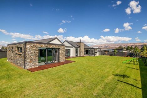 Photo of property in 20 Chandler Crescent, Clyde, 9330