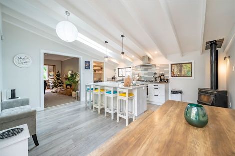 Photo of property in 38 Jocelyn Crescent, Pinehaven, Upper Hutt, 5019