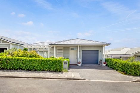 Photo of property in 48 Landmark Terrace, Orewa, 0931
