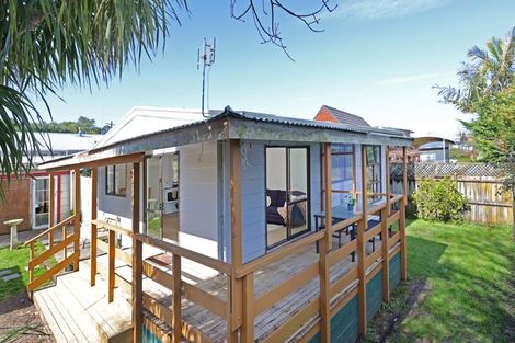 Photo of property in 2/103 Sturges Road, Henderson, Auckland, 0612
