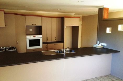 Photo of property in 16 Finchley Place, Hamilton East, Hamilton, 3216