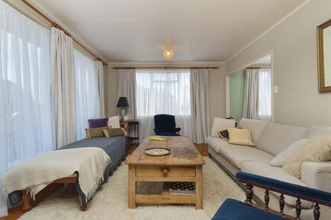 Photo of property in 4 Buchanan Road, Kingseat, Papakura, 2580