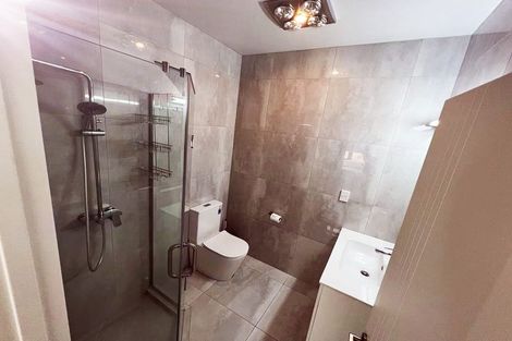 Photo of property in 4 Wyon Way, Flat Bush, Auckland, 2016