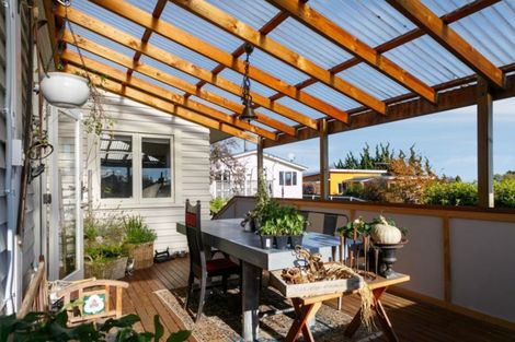 Photo of property in 19 Waitahanui Avenue, Taupo, 3330