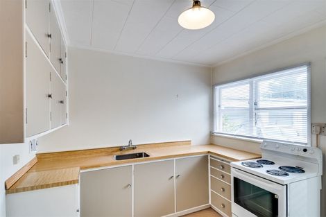 Photo of property in 10 Trevelyan Street, Onekawa, Napier, 4110