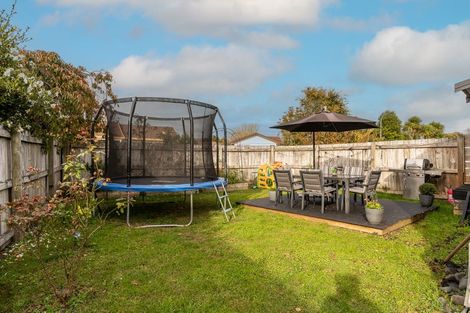 Photo of property in 12 Kentucky Crescent, Nawton, Hamilton, 3200