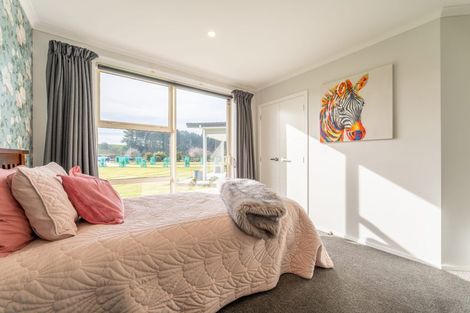 Photo of property in 27 King Street, Pareora, 7912