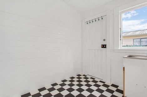 Photo of property in 1/62 Old Wairoa Road, Papakura, 2110