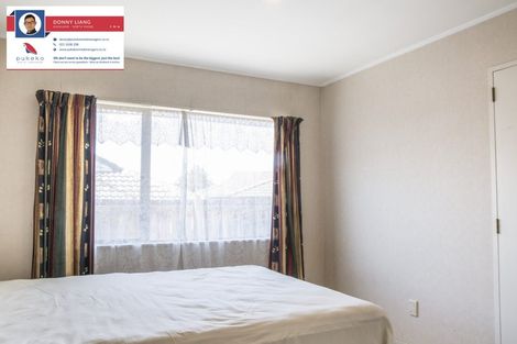 Photo of property in 2/238 Botany Road, Golflands, Auckland, 2013