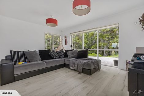 Photo of property in 79 Tender Road, Dairy Flat, Albany, 0794