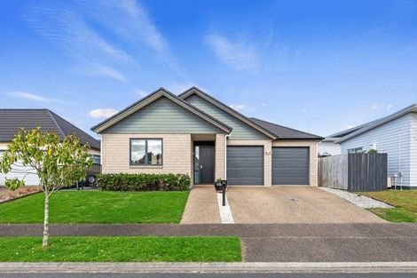 Photo of property in 82 Landing Drive, Pyes Pa, Tauranga, 3112