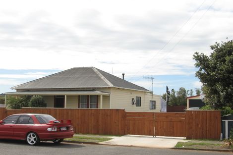 Photo of property in 3 Anson Street, Gonville, Whanganui, 4500