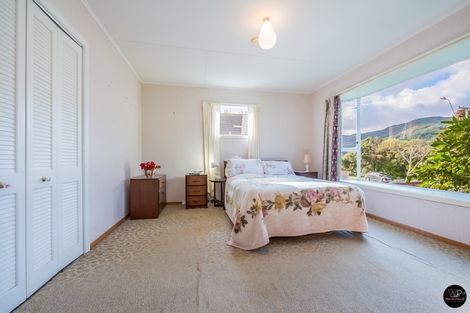 Photo of property in 177 Wellington Road, Wainuiomata, Lower Hutt, 5014