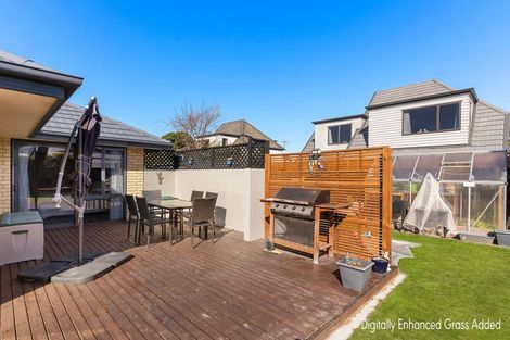 Photo of property in 57 Queenspark Drive, Parklands, Christchurch, 8083