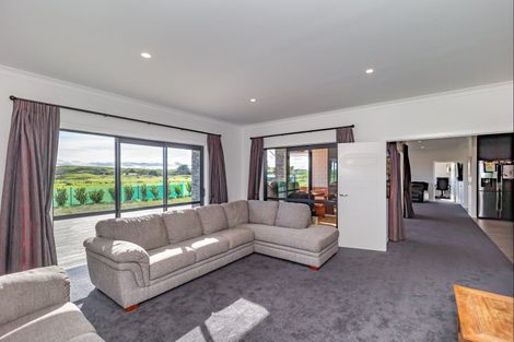 Photo of property in 947 Koputaroa Road, Koputaroa, Levin, 5575