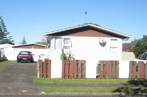 Photo of property in 17 Ronald Place, Manurewa, Auckland, 2102
