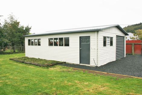 Photo of property in 28 Wingatui Road, Mosgiel, 9024