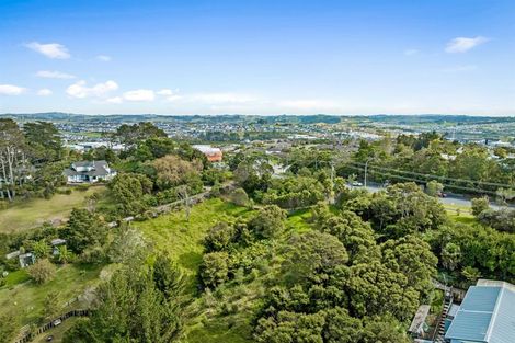 Photo of property in 9b Whangaparaoa Road, Red Beach, 0932