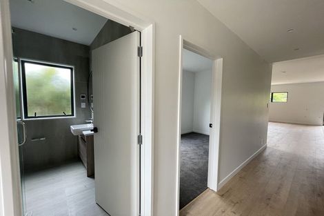 Photo of property in 40d Evelyn Place, Hillcrest, Auckland, 0627