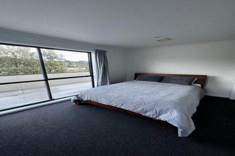 Photo of property in 2/5 Montgomery Street, Stokes Valley, Lower Hutt, 5019