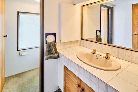 Photo of property in 13 Tamahine Street, Maupuia, Wellington, 6022